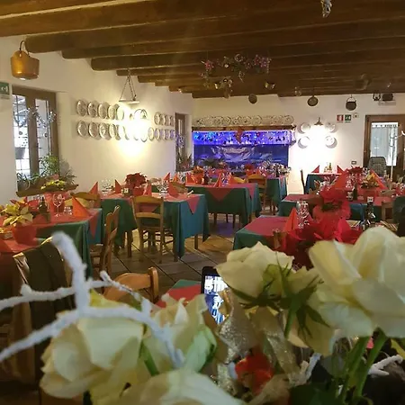 Al Fienile Hotel